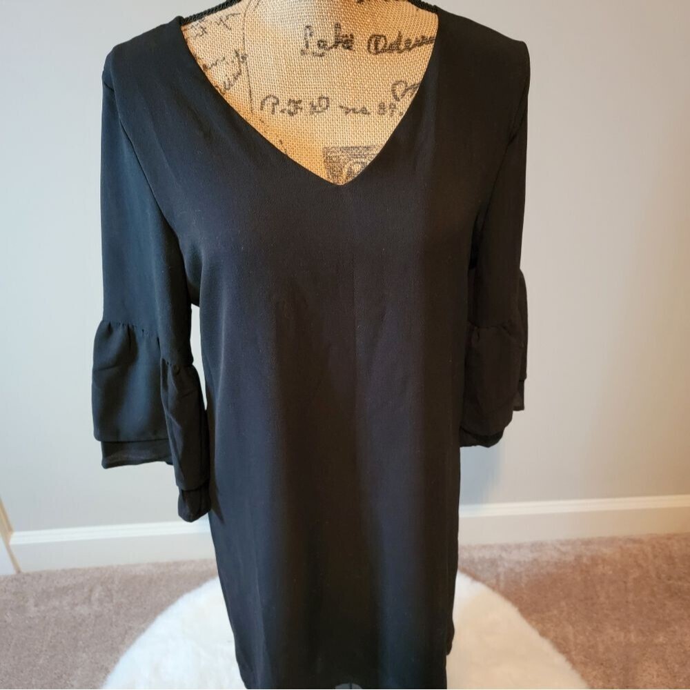 Belongsci black dress with ruffle sleeves